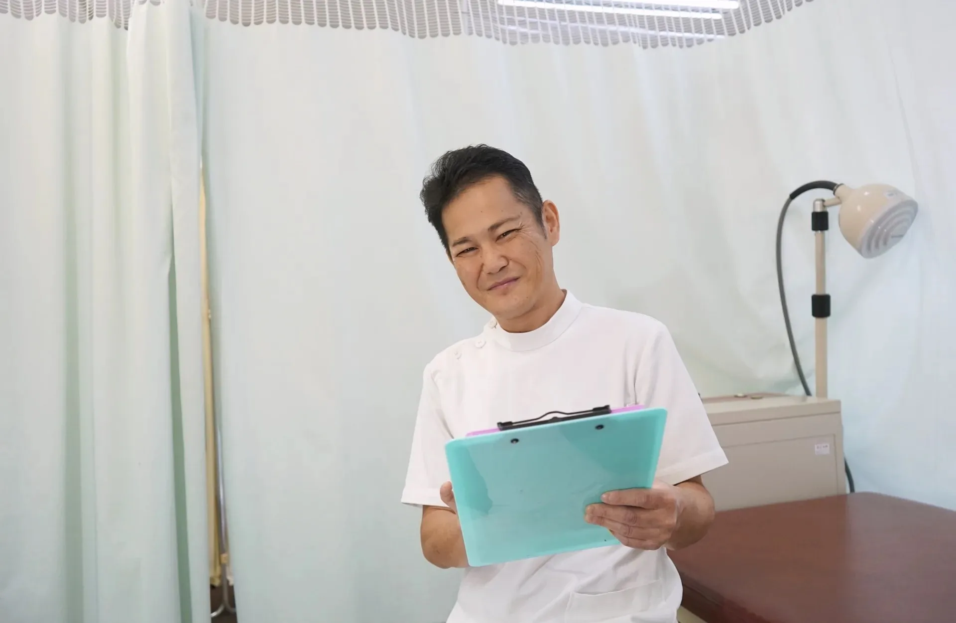 快晴鍼灸院 施術者・久保田崇士｜厚生労働大臣免許保有 鍼灸マッサージ師（2025年9月撮影）